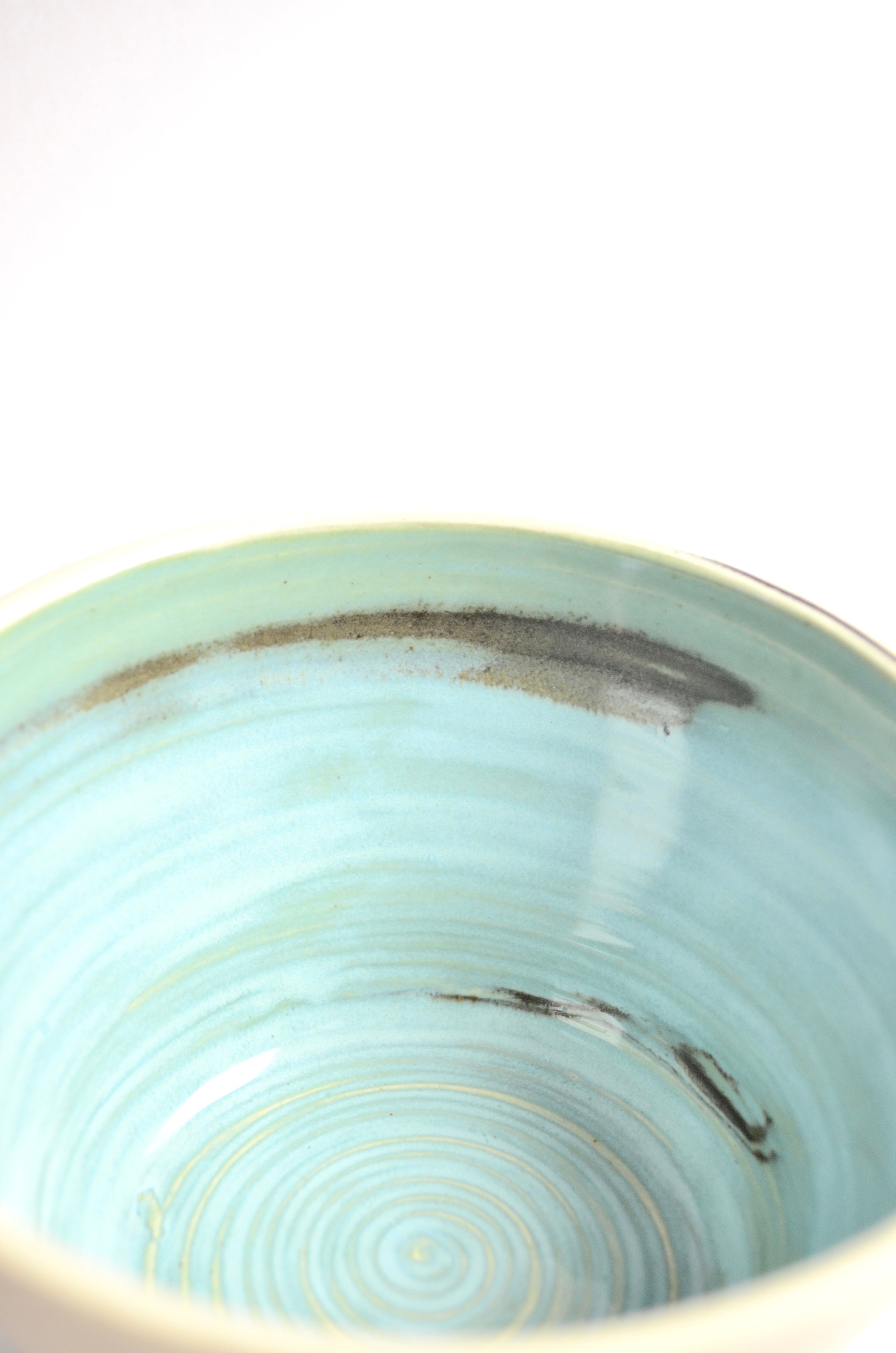 Volcānus Medium Bowl