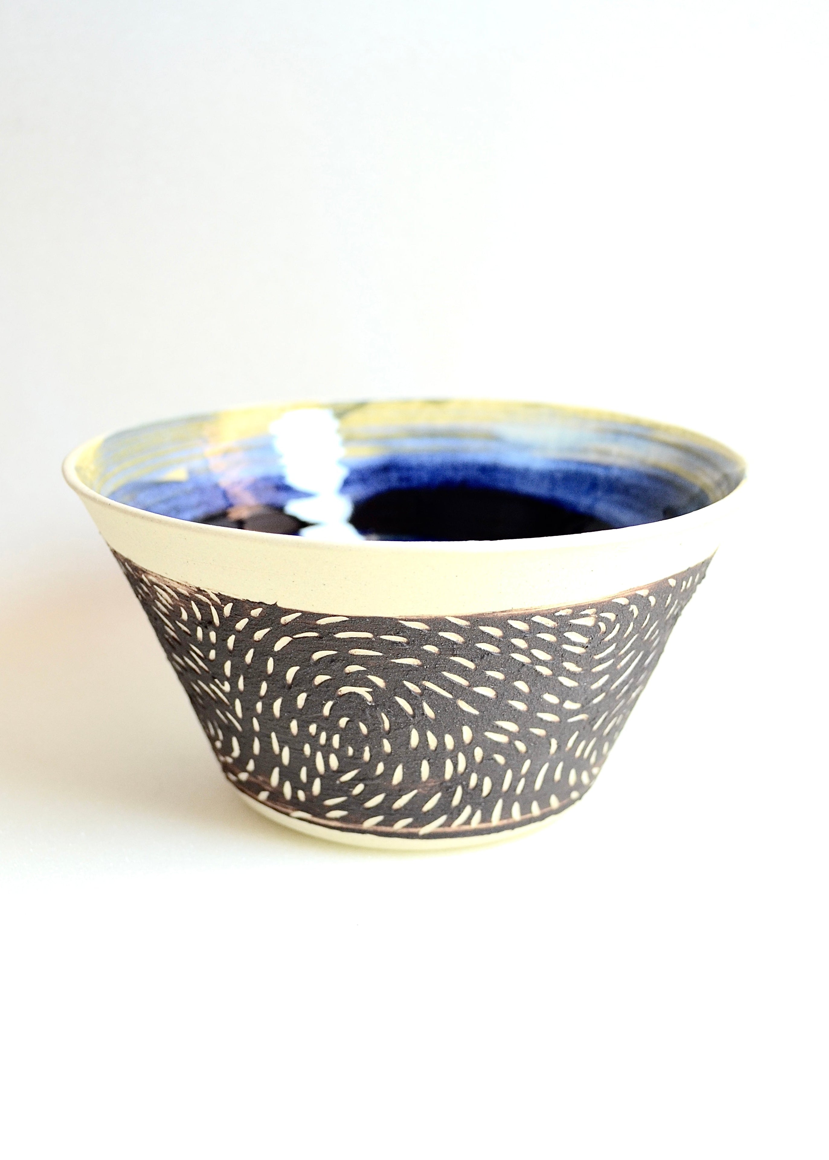 Flow Medium Bowl